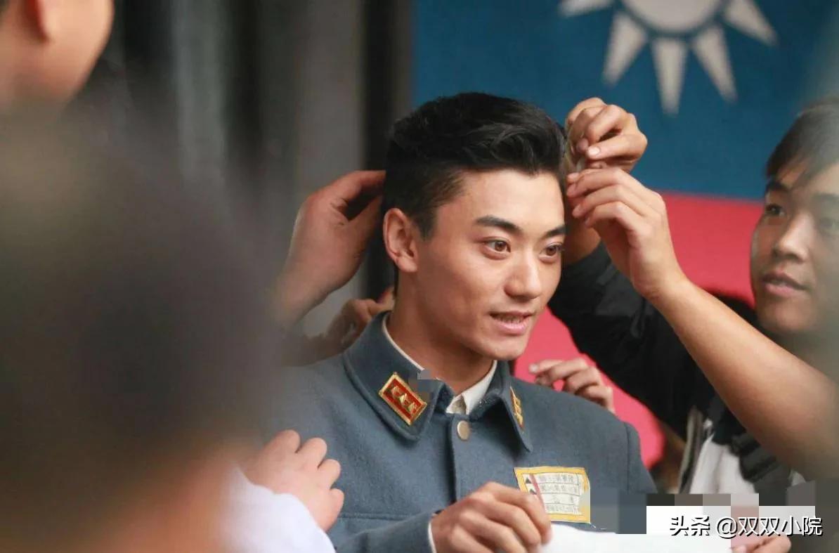 遗传真的是1门深奥的学问，父母均是神仙颜值，儿女却一言难尽