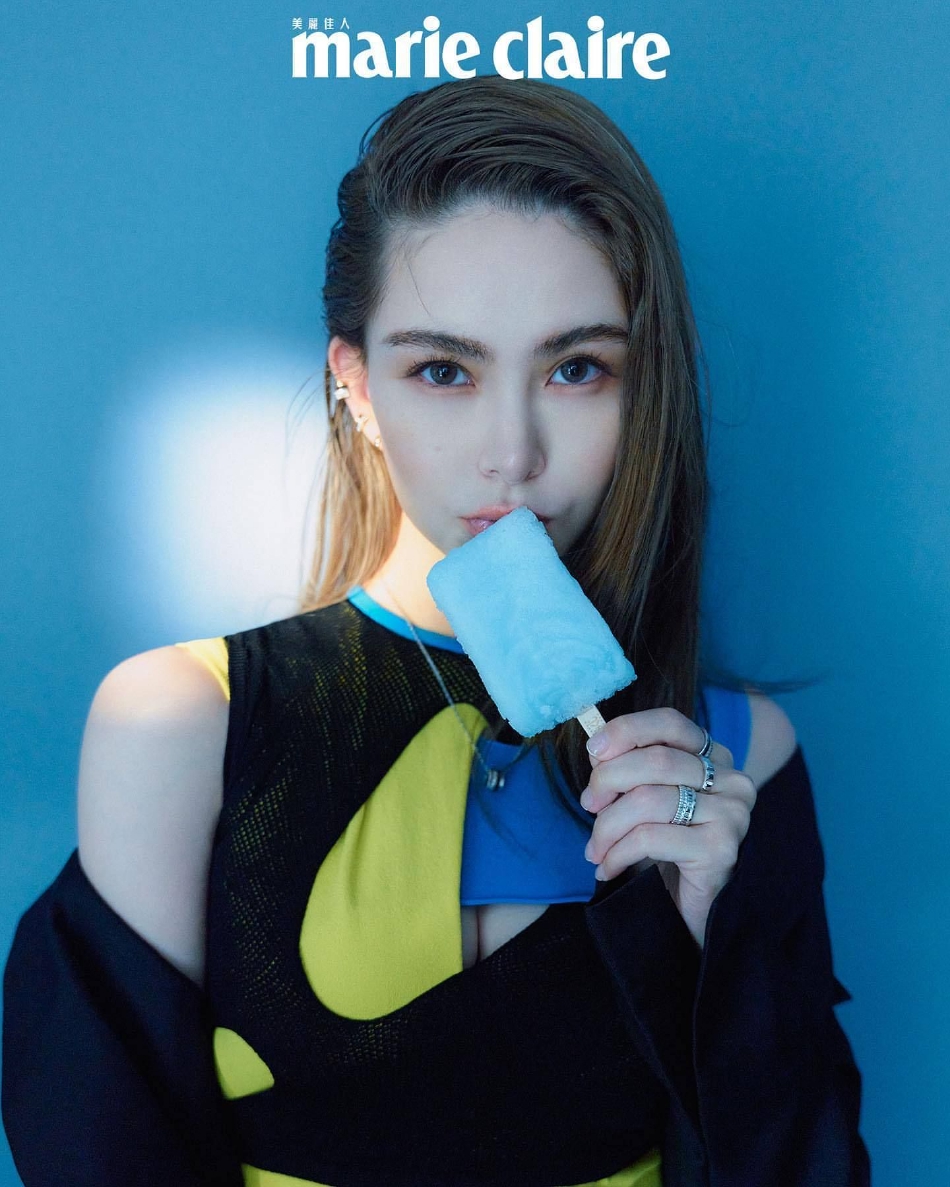 昆凌最新写真 五官精致气质满分