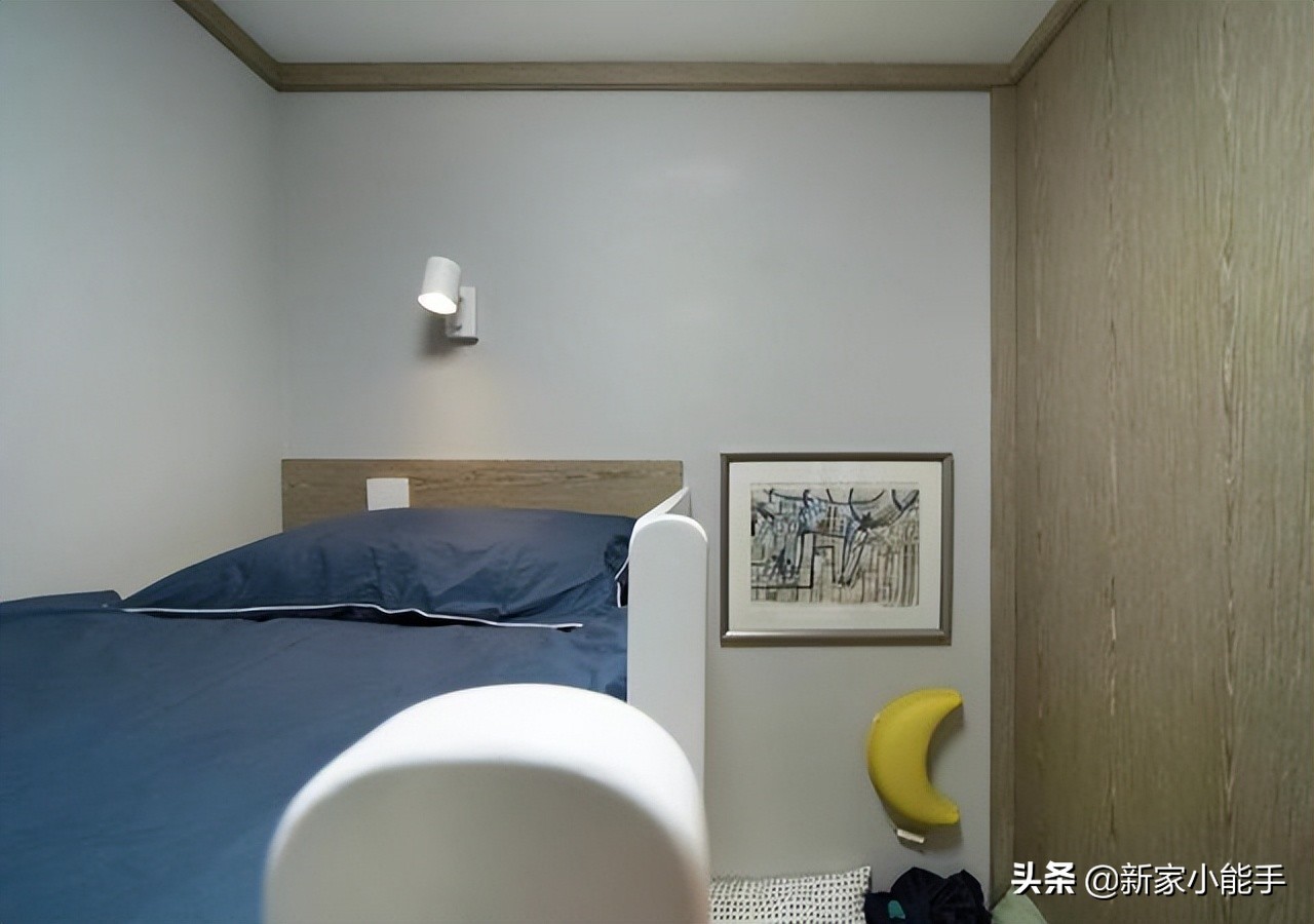 看她家仅有30平学区房，经过合理设计，能满足一家四口基本生活
