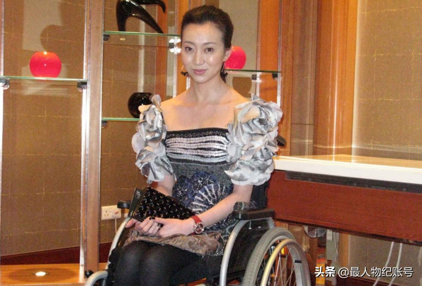 奥运会8月8日有哪些明星(轮椅舞者刘岩：在奥运彩排中摔伤，让张艺谋愧疚一生，如今怎样了)
