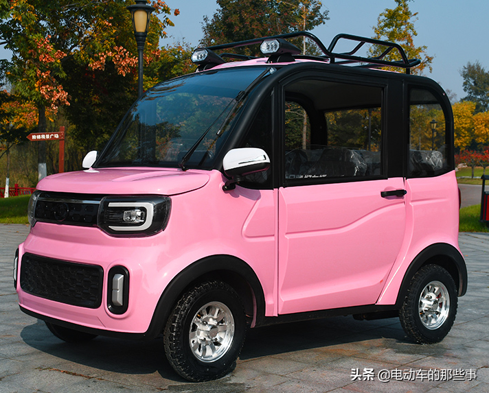 全封闭油电四轮车价格(2款低速四轮电动车) - 价格百科