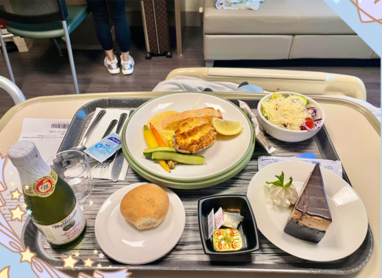 浙江卫视主持人温雅二胎得子，月子餐十分丰盛，首晒孩子正脸照