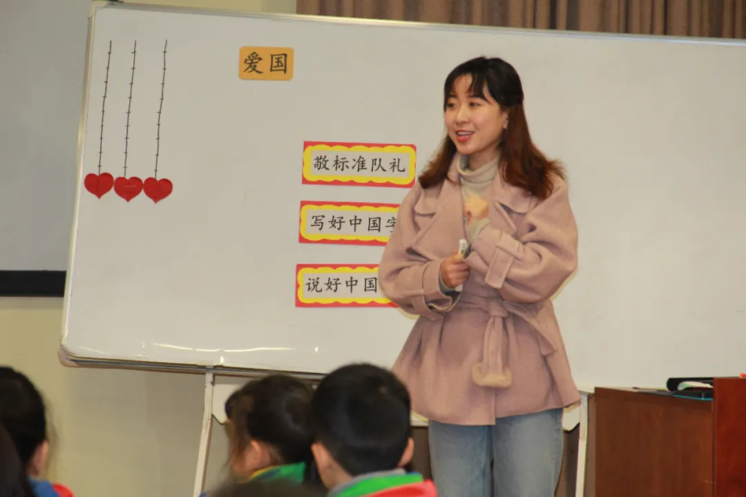 成都市双流区九江小学:名师送教搭平台 微班会课促成长