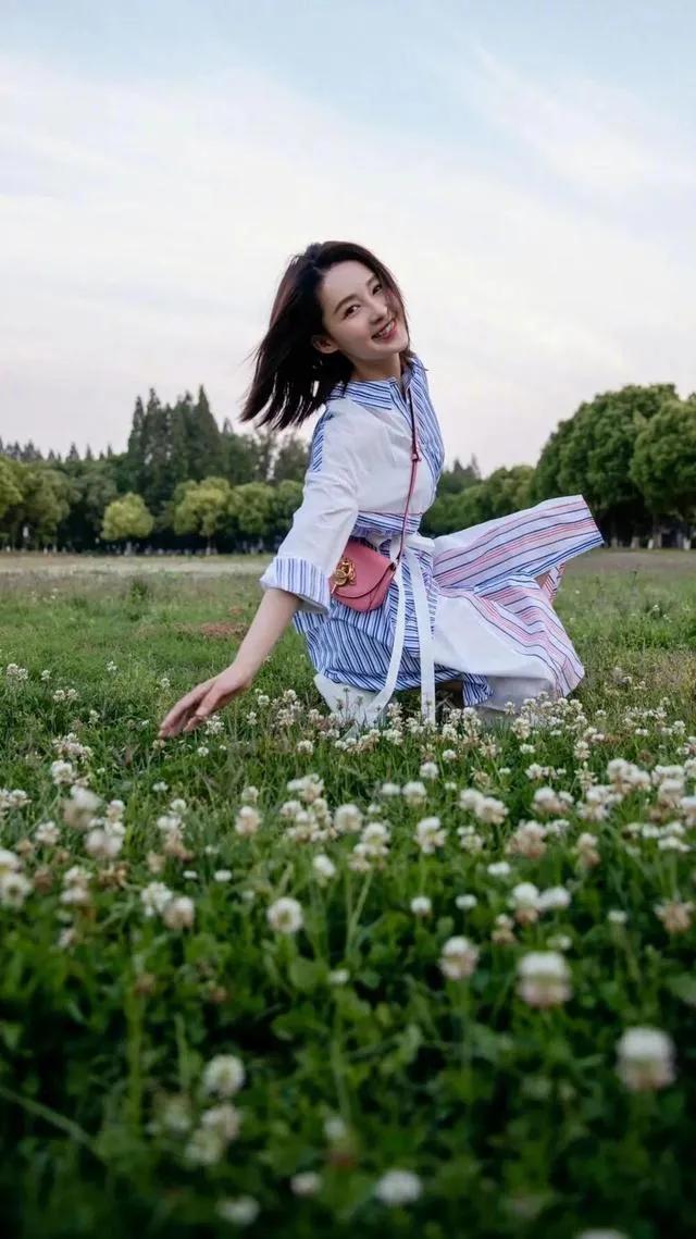 全都是李沁，高清壁纸