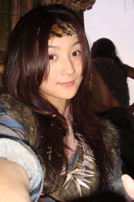 那年参加了湖南台的《美丽中学生》比赛,虽然只获得了武汉赛区第三名