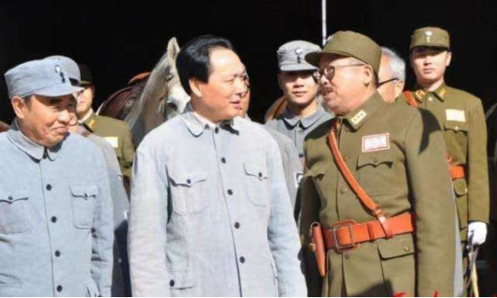 同样是国民党高官，为什么卫立煌官至副国级，而李宗仁却无官可做