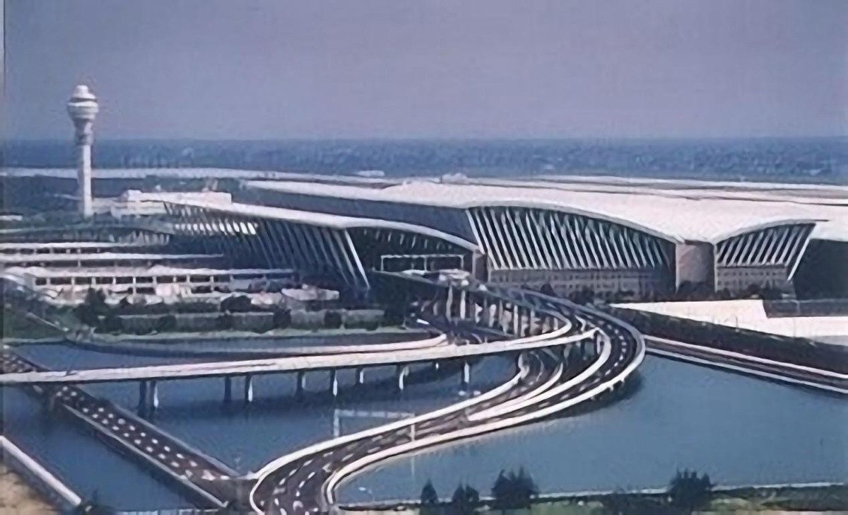 盘点中国十大机场，广州白云机场只能排第七，大兴机场委居第二