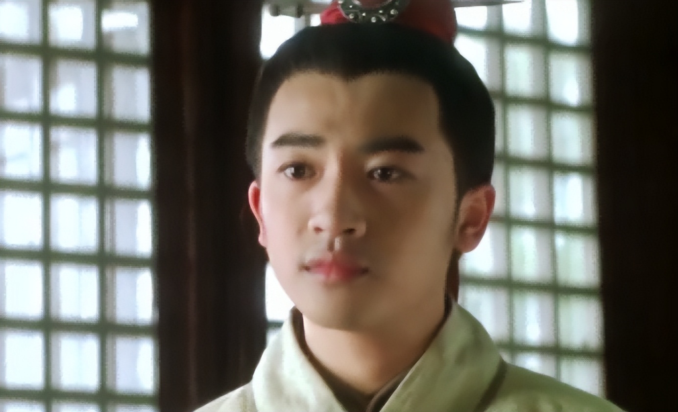 同样是演白面书生，把张国荣、任泉和佟梦实放在一起差距就出来了