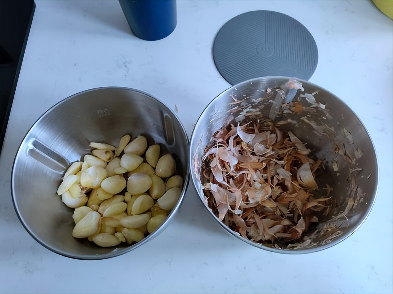 蒜蓉小龙虾怎么做（太香了！蒜泥小龙虾这么做，连虾壳都特别鲜，1顿3斤不够吃）