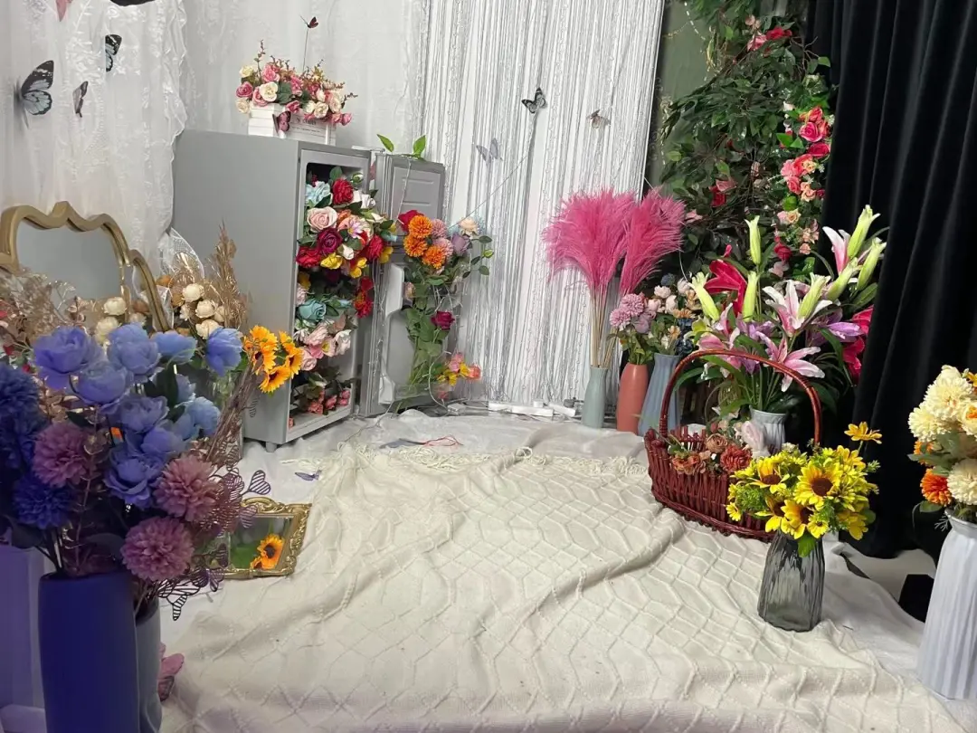 他10年卖5000套设备,今年撞上自拍馆风口,让客户俩月回本