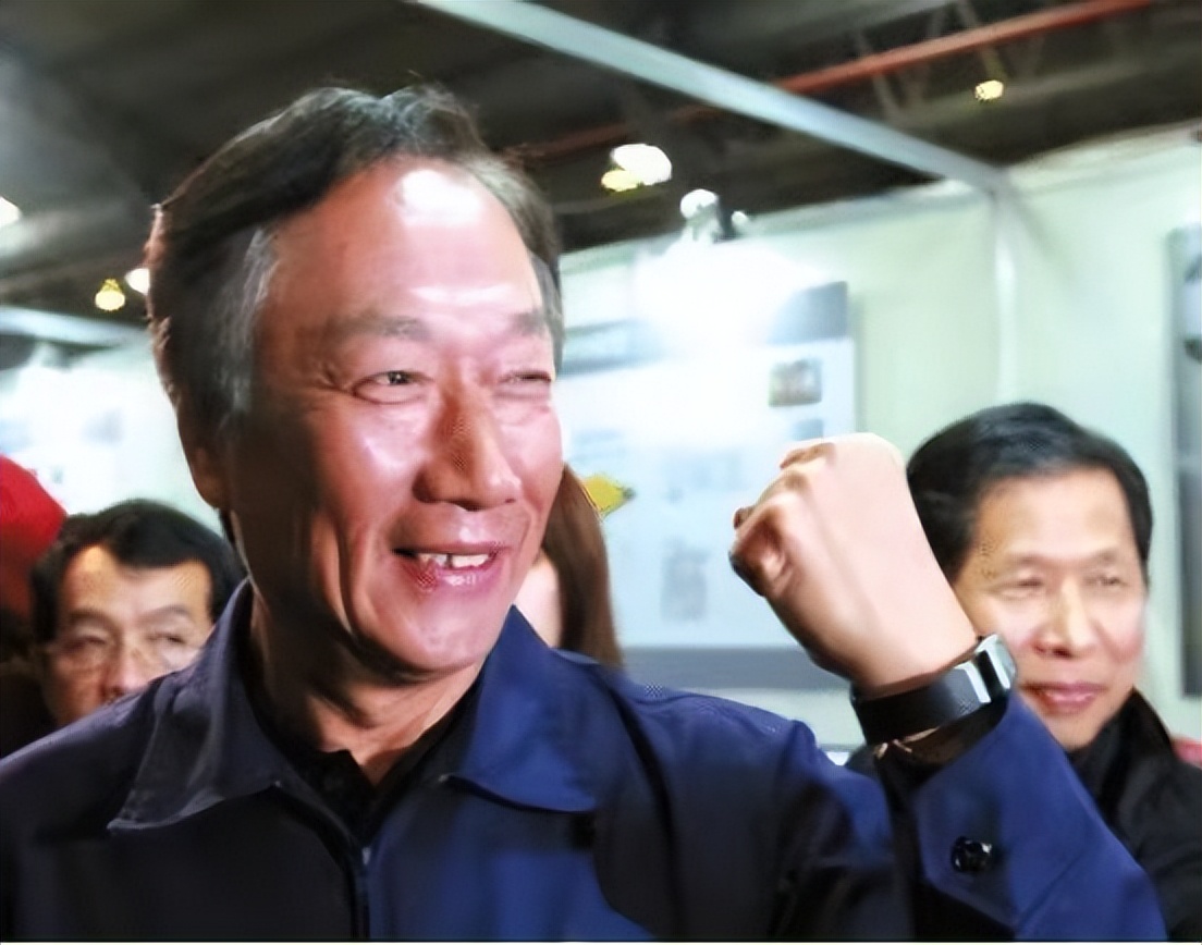 于是王来春找来自己的哥哥王来胜,两人一人出资50%收购了香港立讯