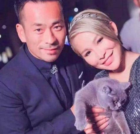 刘碧丽:为周焯华5年生4胎,梦碎豪门得5亿分手费,如今反成赢家