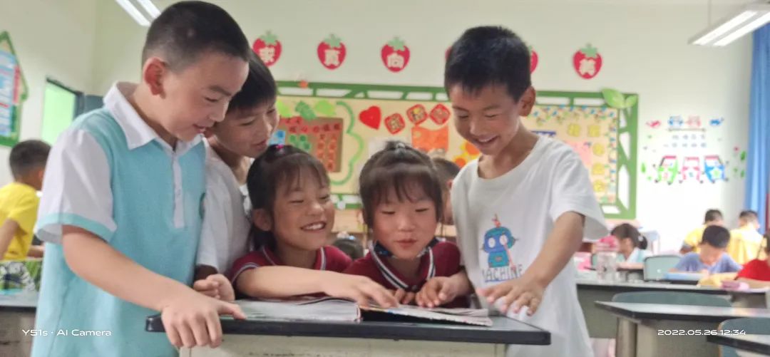 岁月静好，以静启慧｜四川天府新区永兴小学教师互相学习共同成长