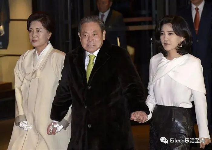 全都离过婚?何超琼李富真孟晚舟三位顶级白富美为什么那么像?
