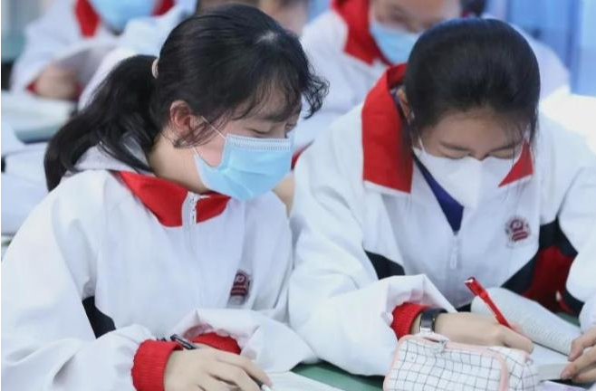 新高考选科或将迎来调整，“3+1+2”变“3+2+1”，考生心里得有数