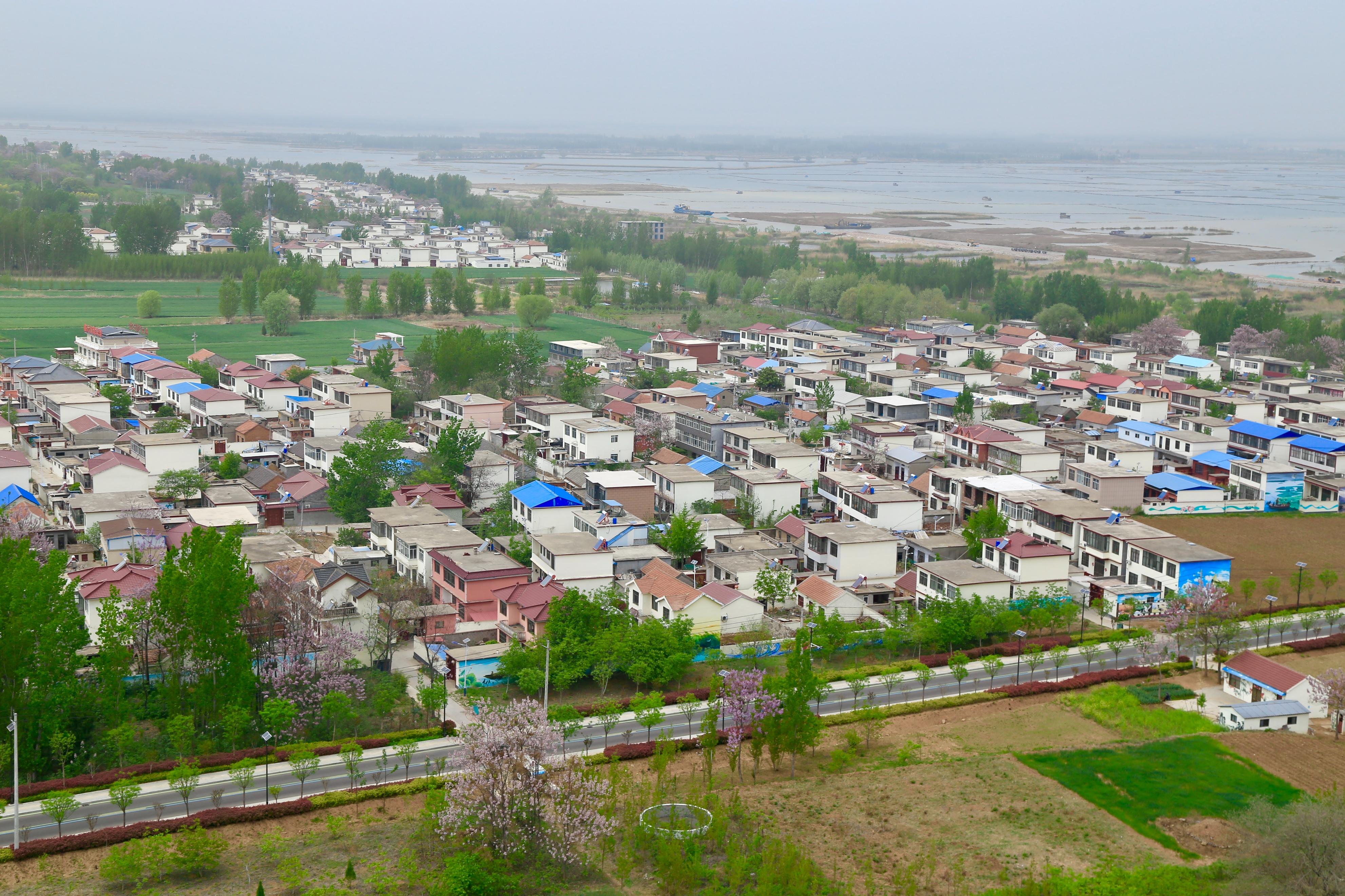 山东旅游，别再只知道青岛烟台了，这个地方值得一去！景美物价低