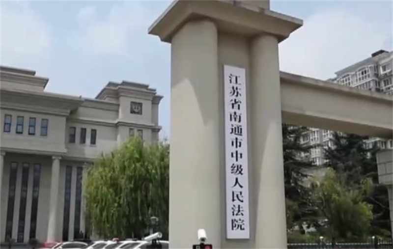 2020年，老人偷超市2枚鸡蛋被抓猝死，家属索赔38万，法院怎么判