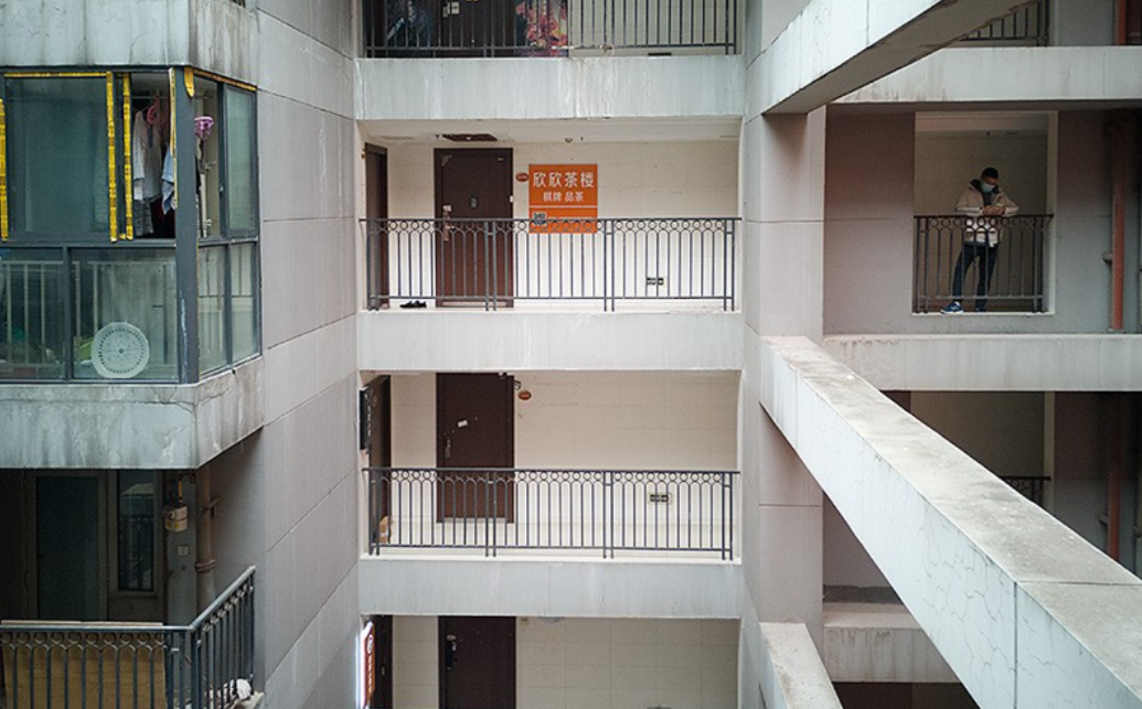 探访重庆第一魔楼：一个商业“城中村”的众生相