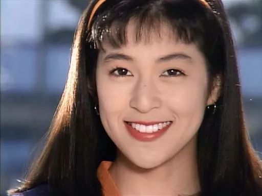春暖花开时,愿你成为赤名莉香一样明媚的女子