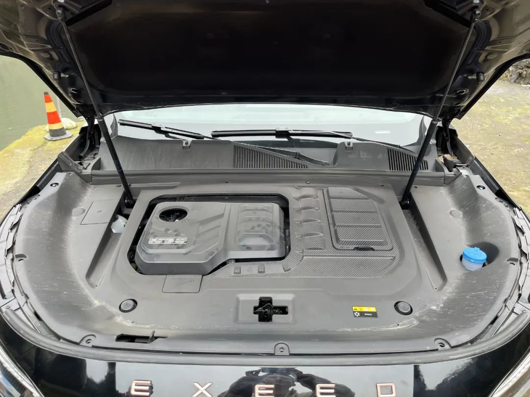 车壹圈试驾丨星途揽月400T，20万元级七座SUV，科技舒适