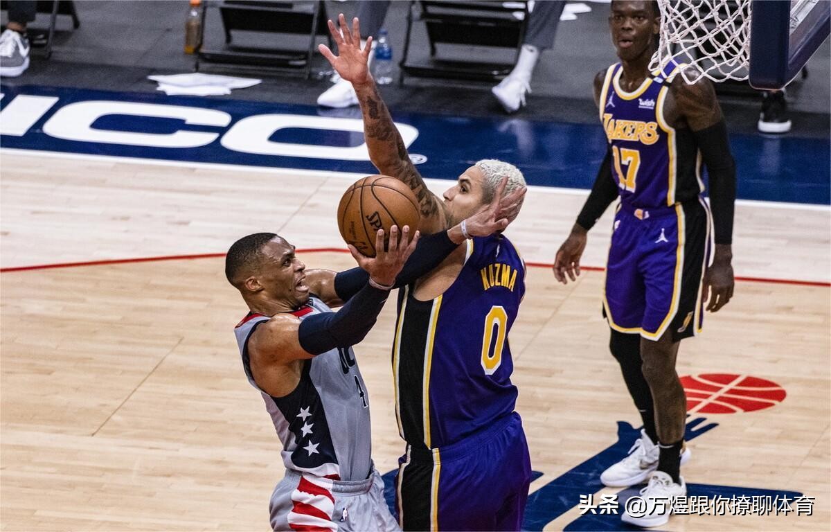 nba篮球机有哪些(那些年我们追过的NBA球星：威斯布鲁克，暴力美学的三双机器)