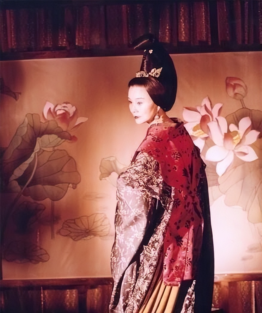 看了《大明宫词》的妆造，才知道现在的古装剧有多敷衍