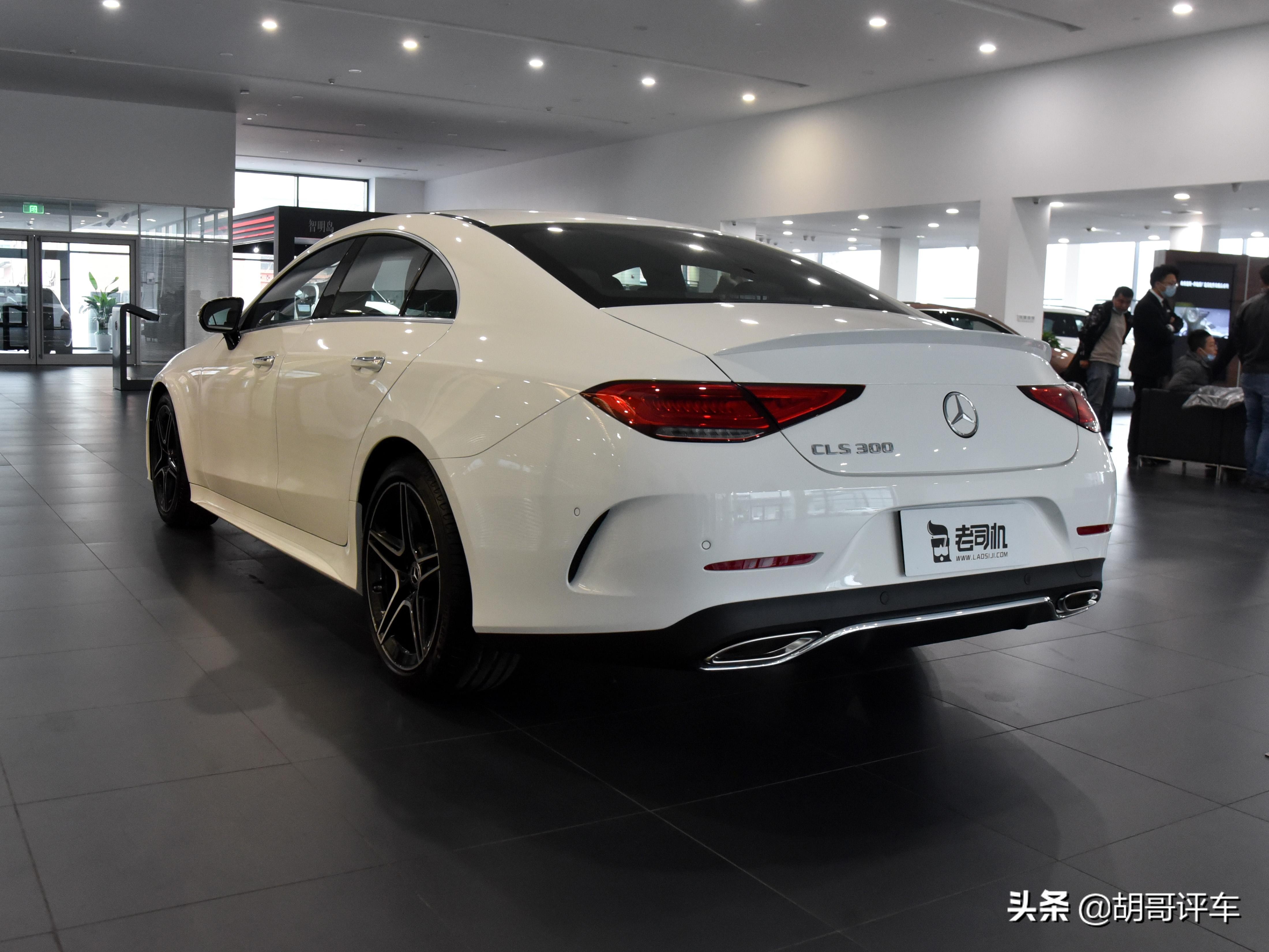 三角前灯，AMG轮圈，无框车门，实拍奔驰CLS