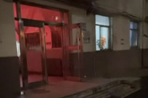 大学“阴间宿舍”火了，这扑面而来的阴森气息，胆小的都不敢进