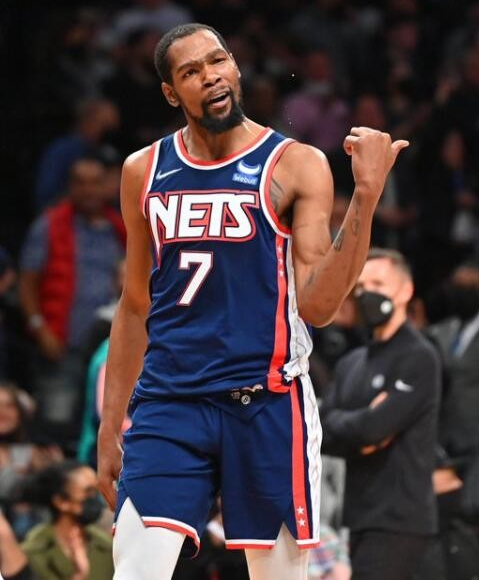 绿军13分大胜，老鹰6分险胜，热火16分大逆转，NBA最新排名