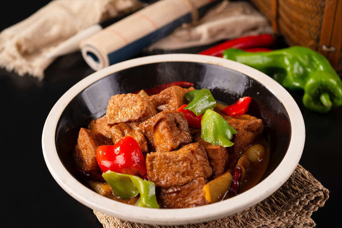 中国“八大菜系”里，有你家乡的菜吗？北方菜系为何只占一席？
