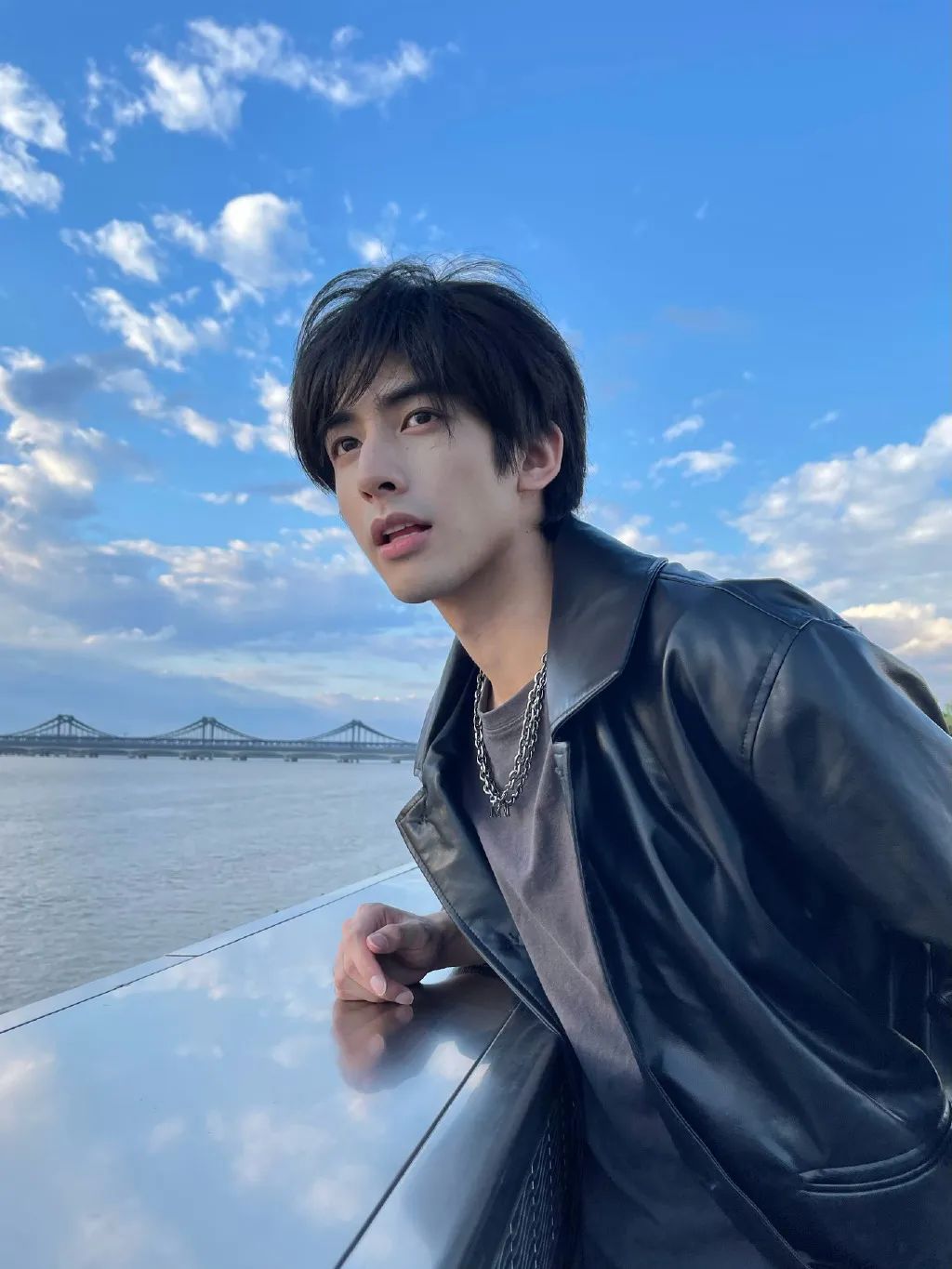 宋威龙被于正压着打？张天爱跟前任复合了？王大陆带妹讨好高层？