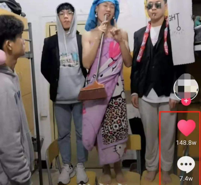 寒假将至，多所高校实行“封校”管理，大学生回家恐成奢望