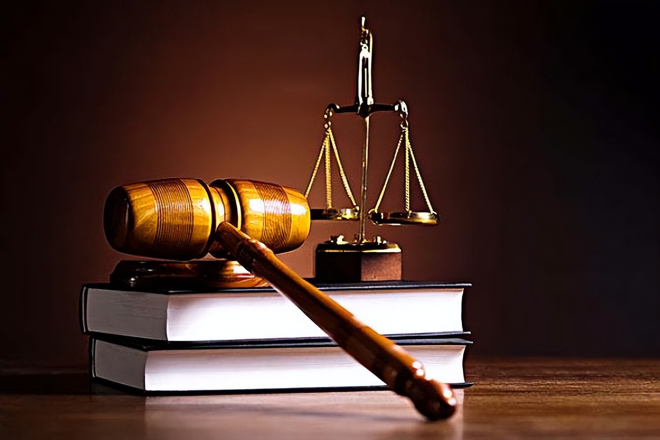 8本已完结律师主角的都市小说，铁齿铜牙两片嘴，行的是人间正道