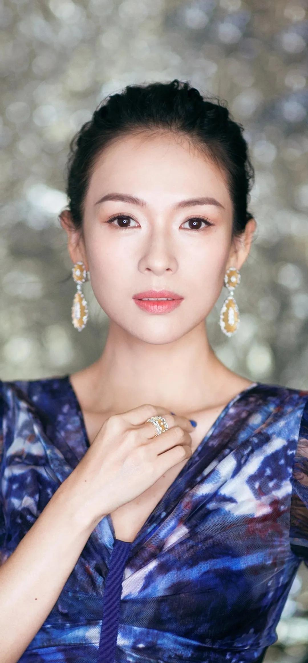 女明星章子怡