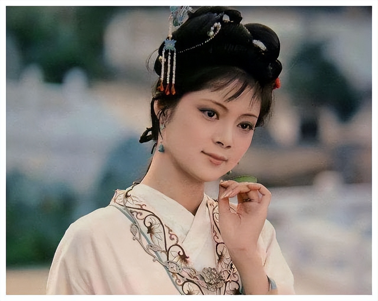 长相“端方”的女演员，我只服这9位！这气质85后小花根本比不了