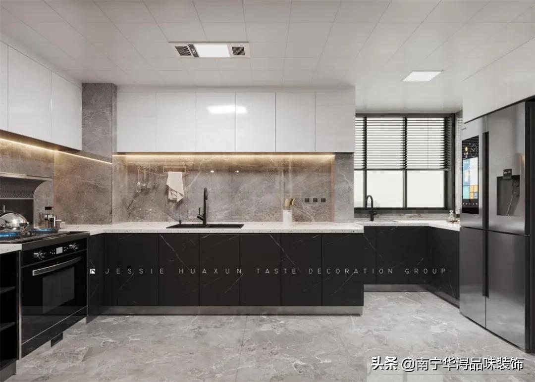 装修案例丨惨遭全家反对的灰色墙面，后来为何真香了？