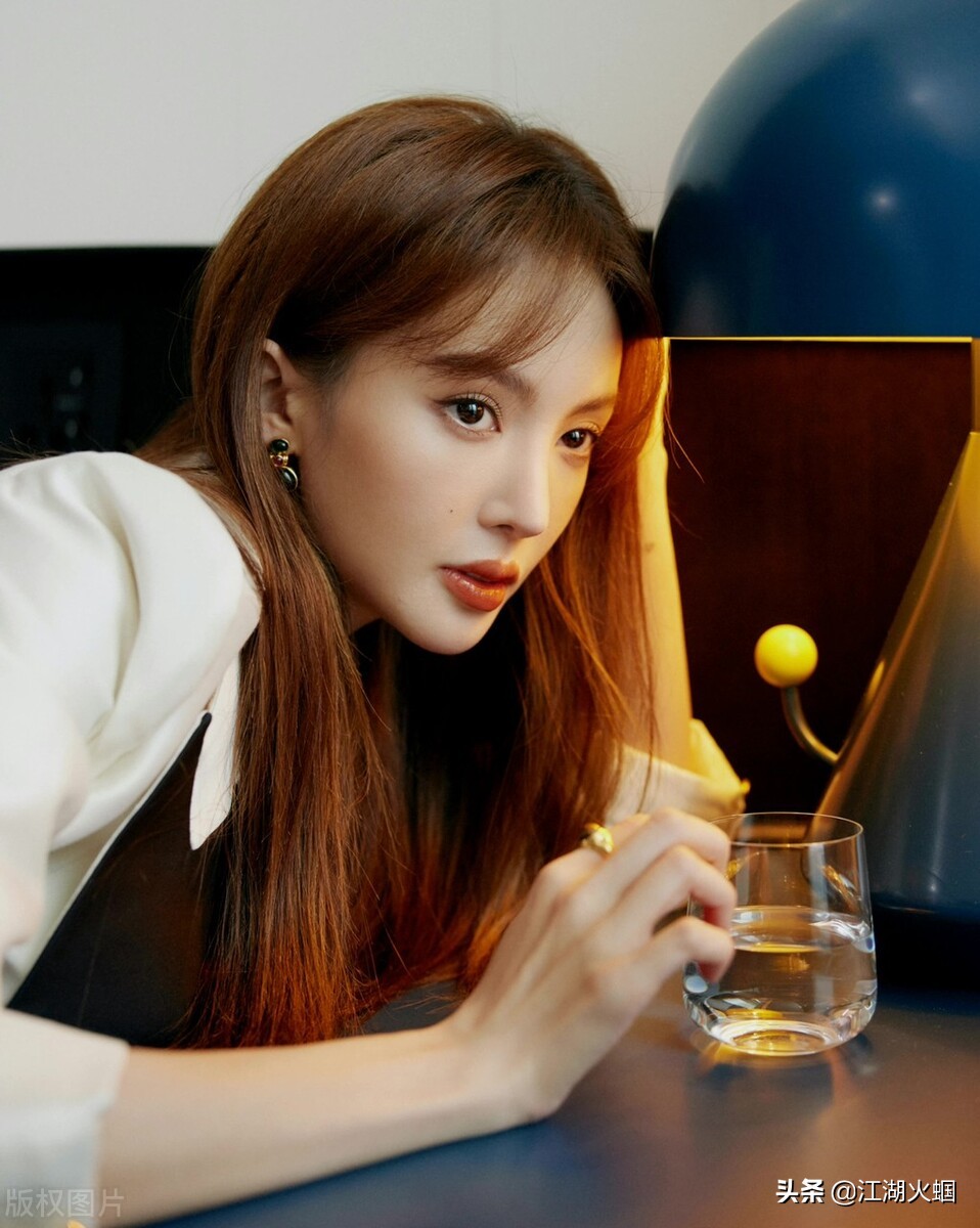 爆料：赵露思 曾舜晞 金晨 易烊千玺 李沁 陈晓 白鹿 肖战 许凯 朱正廷