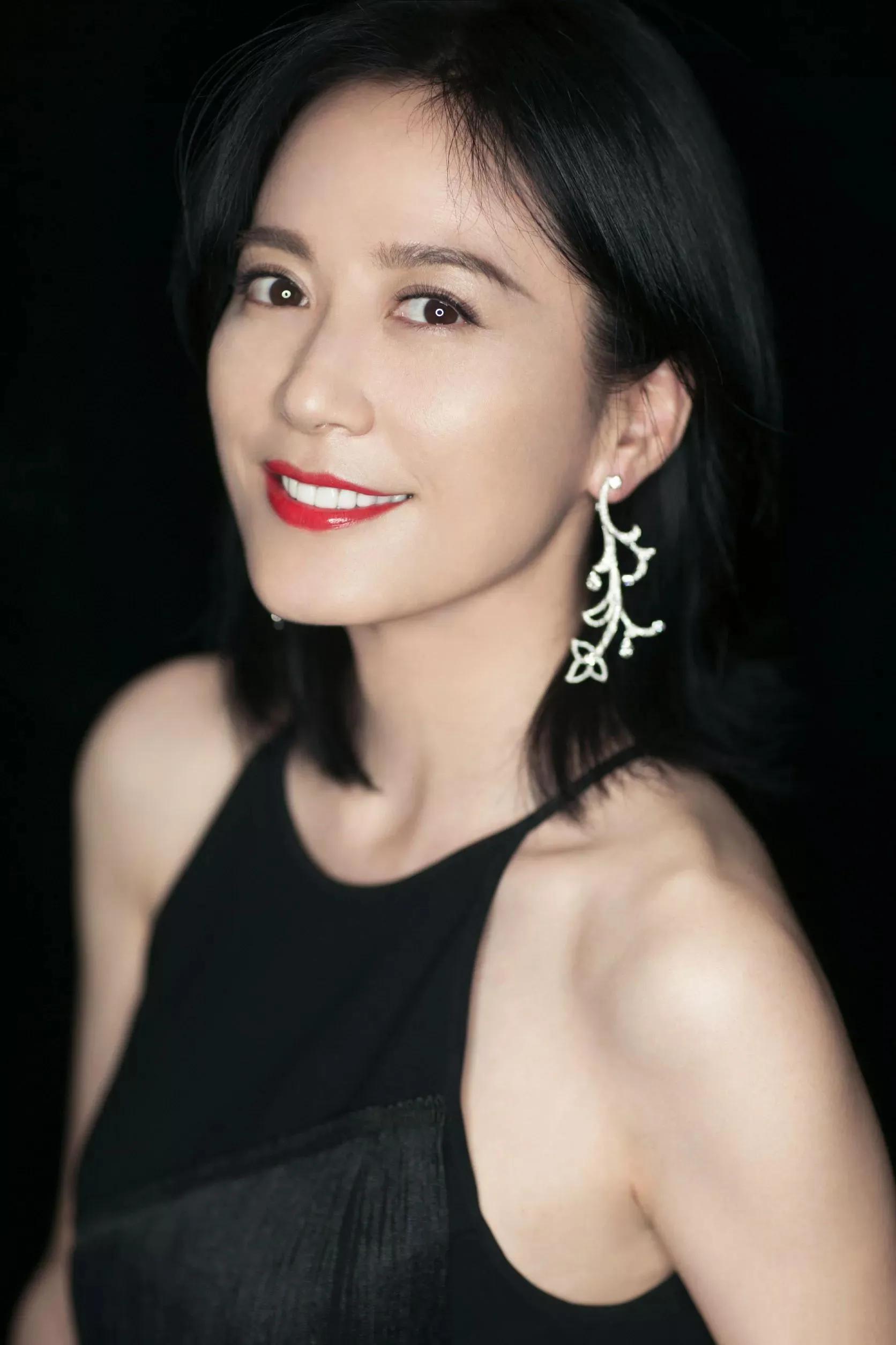 高圆圆和俞飞鸿，谁更有成熟之美