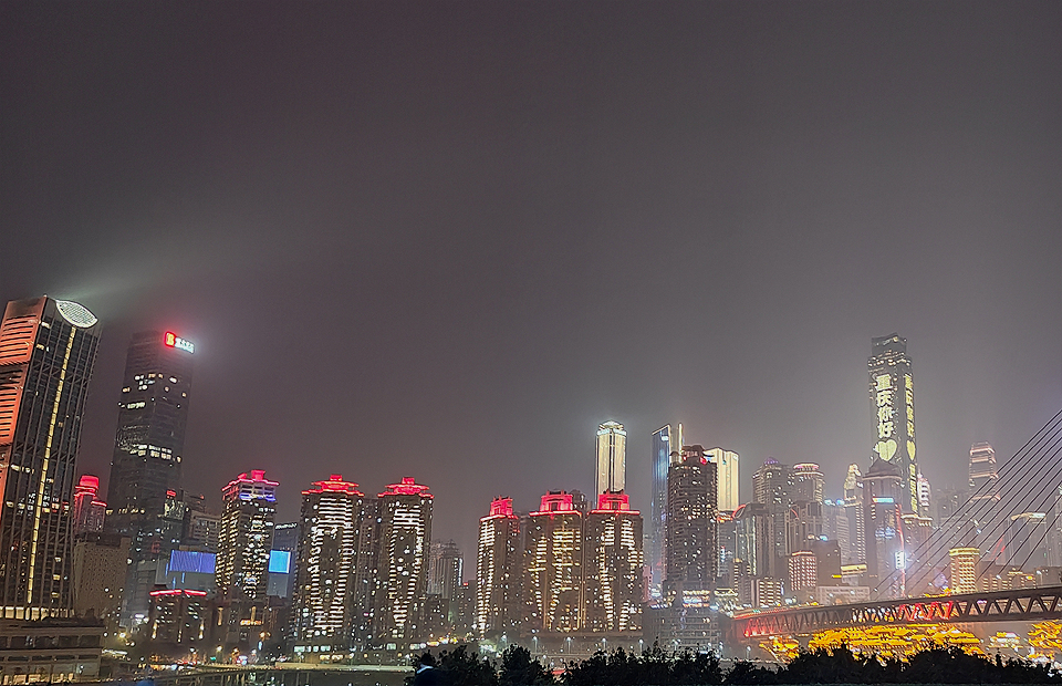 一亿像素细节有多精湛？荣耀60 Pro手机夜景随拍