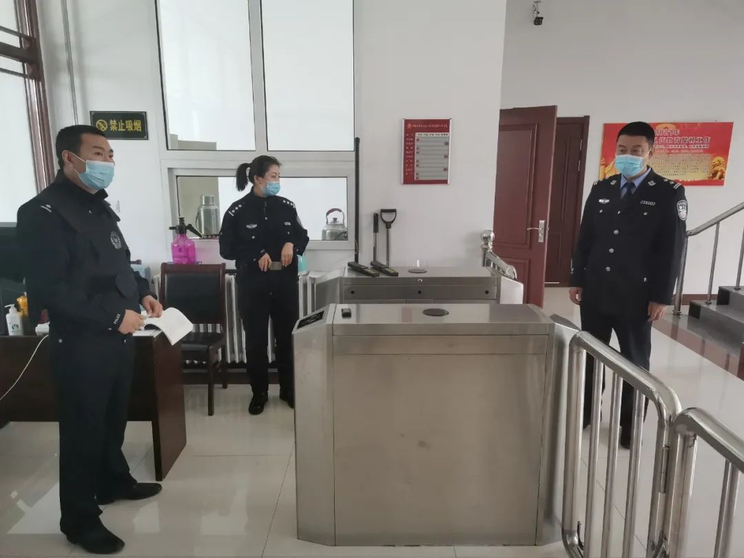 罨衿 ְ𡪡ɽԺ˾ٿ罨