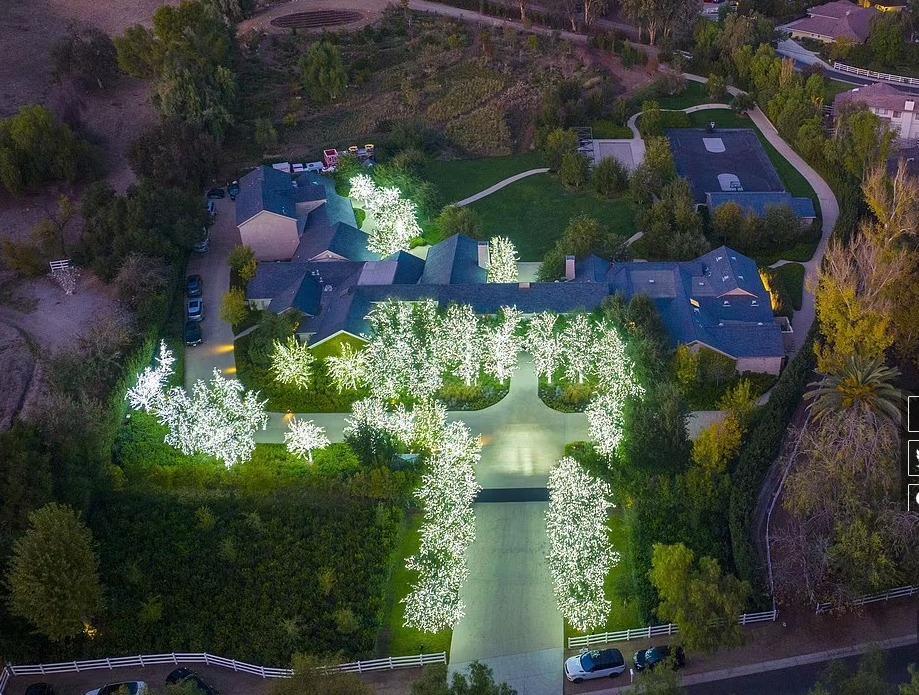 卡戴珊家疯狂狗血的一年！离婚订婚，出轨复合，小小妹偷偷生二胎