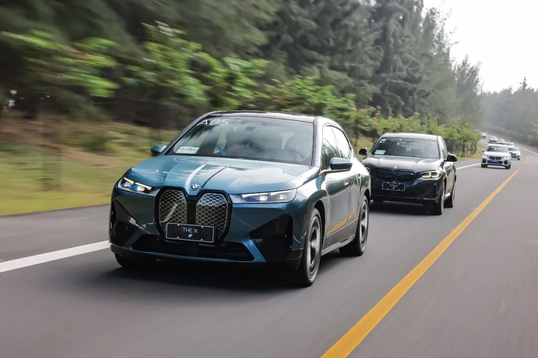 试驾宝马ix:够新颖,够豪华,但不够"宝马"