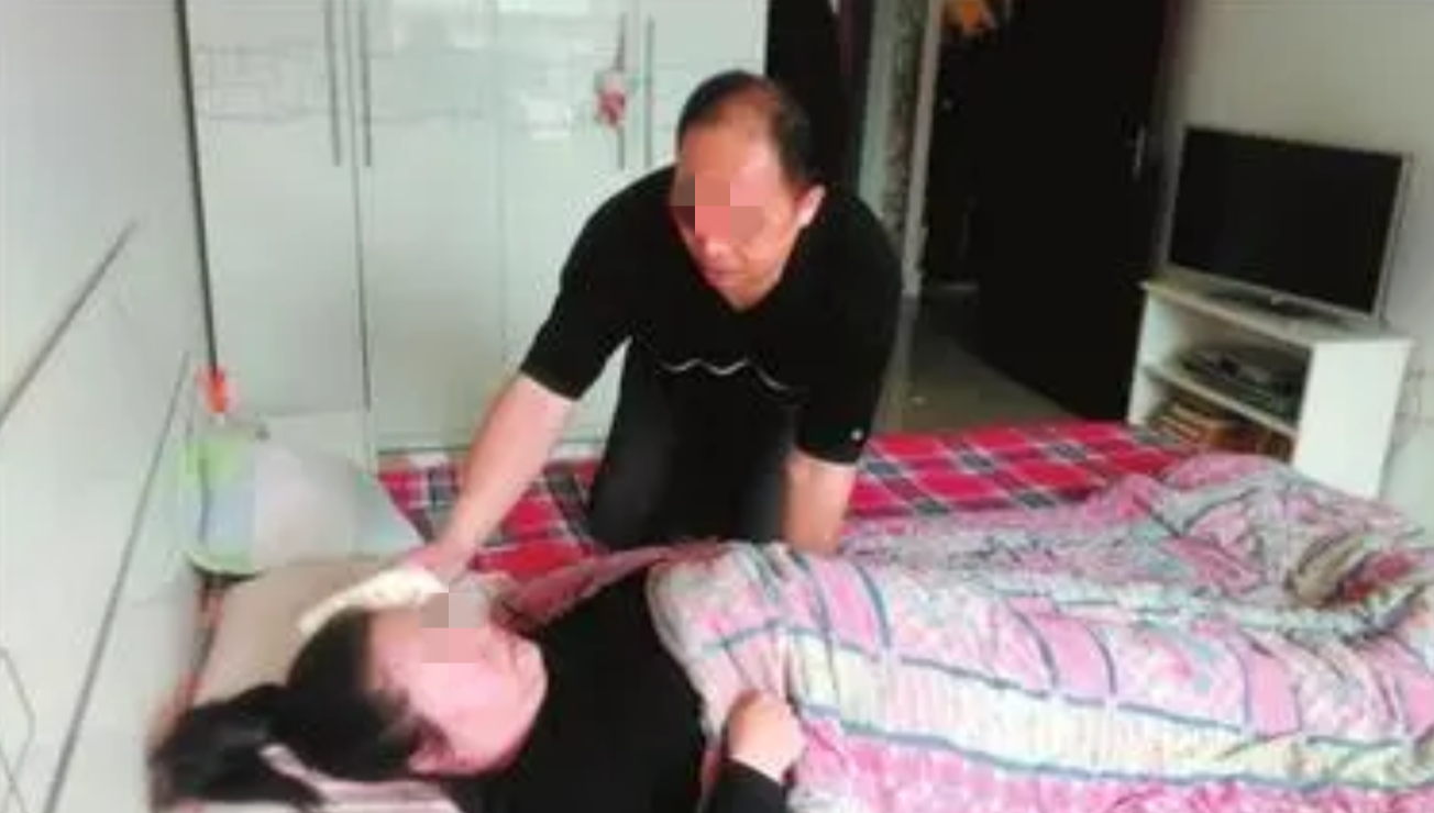 陕西女工人封慧的波折婚后生活