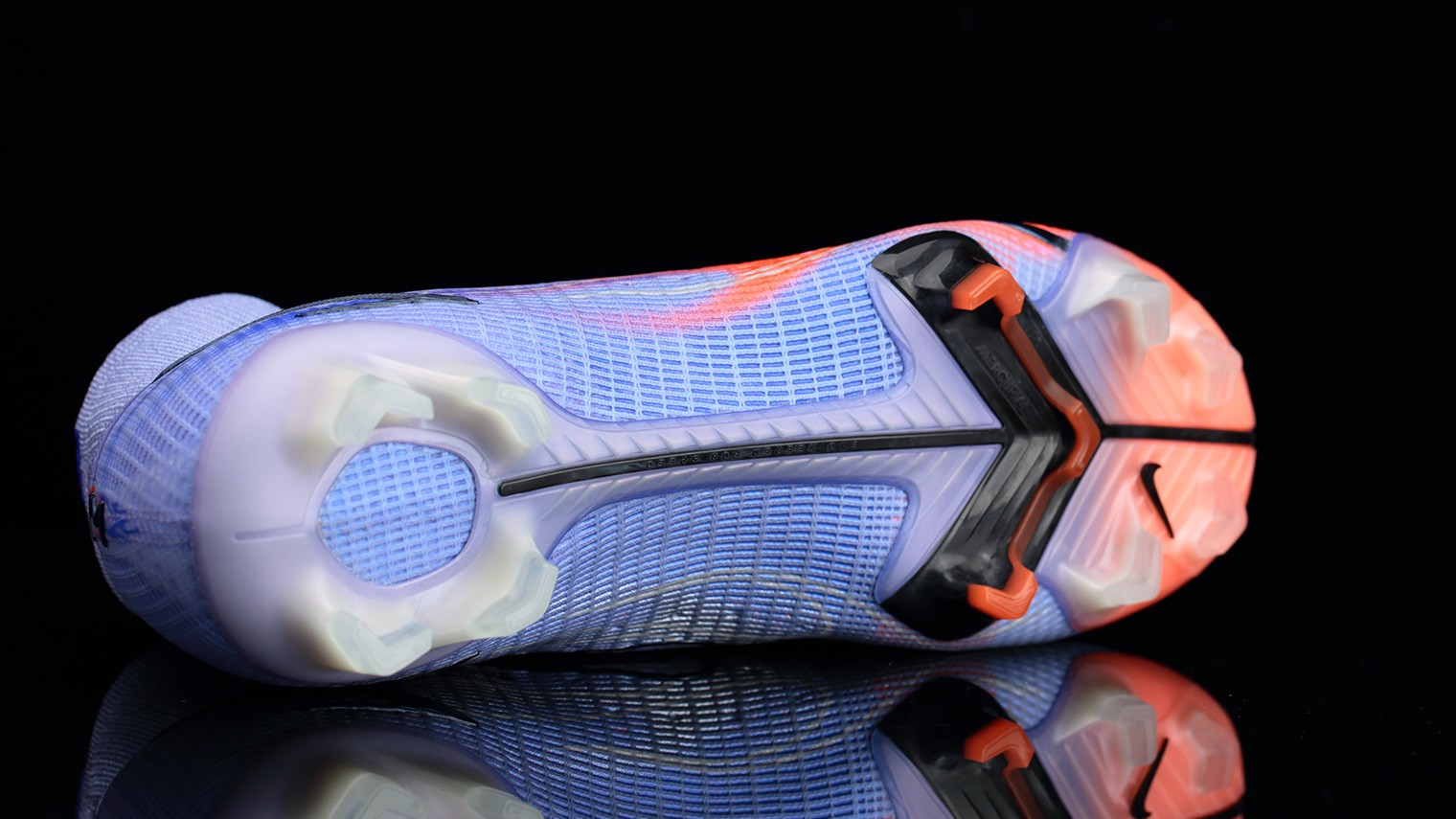 十二天盘点2021年那些新战靴（十一月）