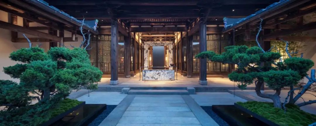 首日就超20万客流的街区，是如何做到的？