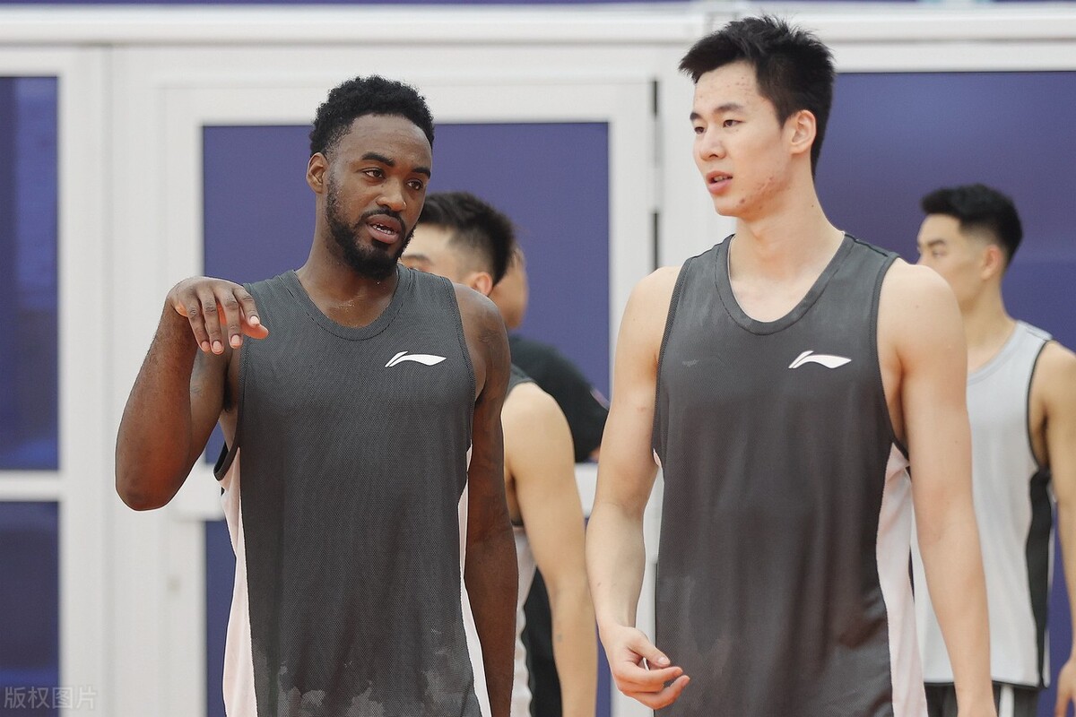 为什么nba亚洲球员很少(停止对亚洲人的仇恨！亚洲球员全部落选 NBA是真不买亚洲人的账？)