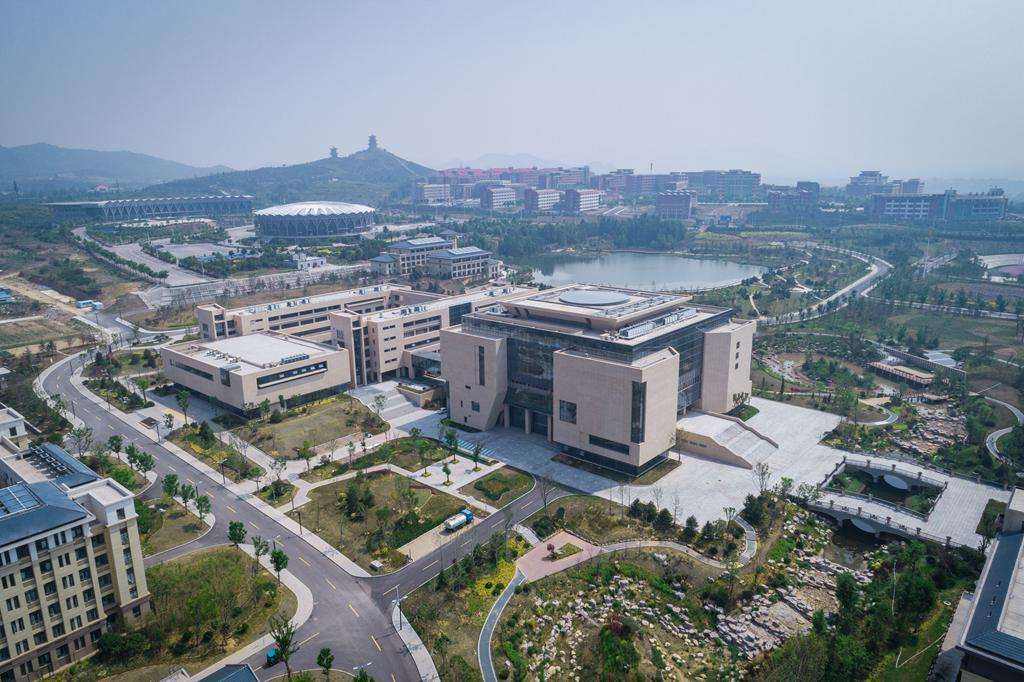 山东财经大学：曾经是部属高校，如今招生量挺大值得考生报考吗？