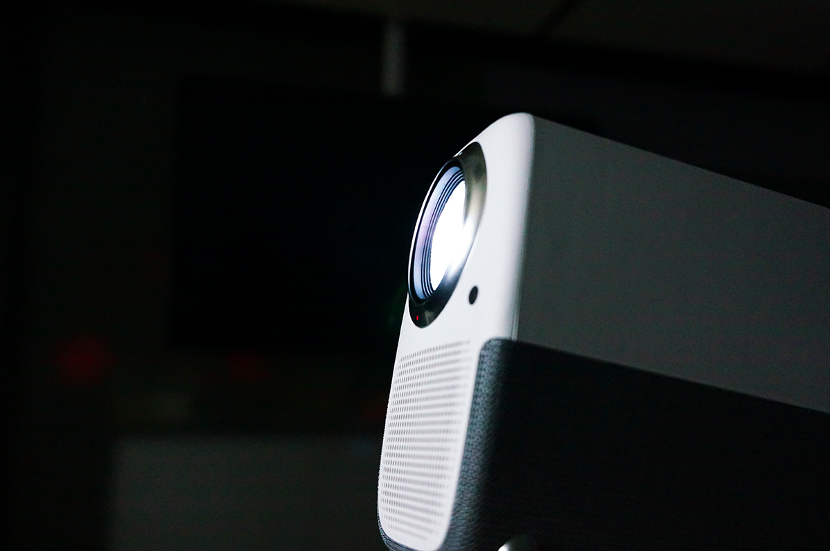 強(qiáng)，不止一面！泰捷WEBOX T1S投影儀評測