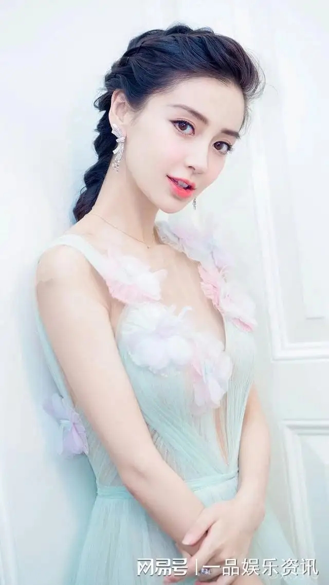 不一样的angelababy