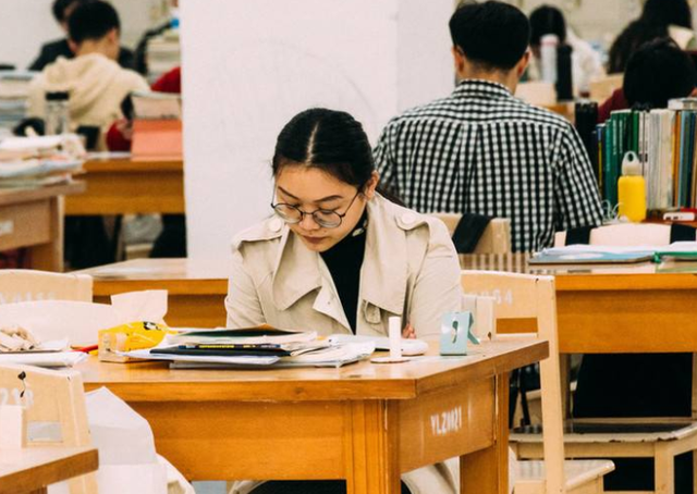 考研初试成绩公布，复试中“淘汰率”高的院校，考研党及时了解